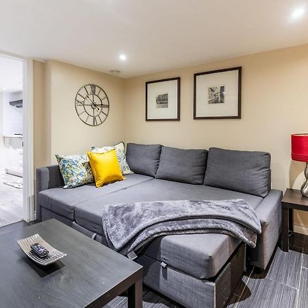 Newly Renovated - Cozy 1Br Apt With Netflix - Prime Location Toronto Ngoại thất bức ảnh