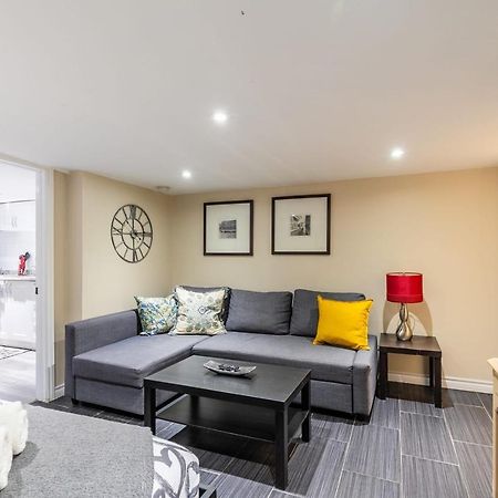 Newly Renovated - Cozy 1Br Apt With Netflix - Prime Location Toronto Ngoại thất bức ảnh